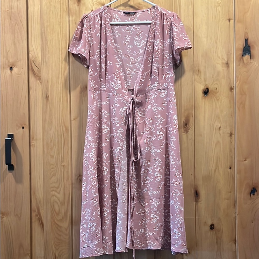 SHEIN Floral Pink Dress - Women’s Small